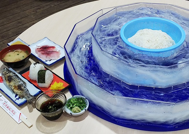 市営唐船峡そうめん流し