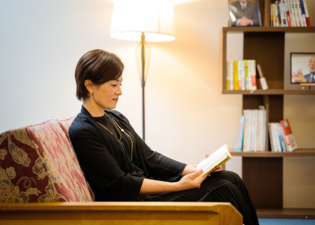 ゆっくり読書イメージ